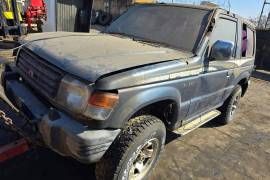 Truck Parts, Mitsubishi, Pajero Version 1 4x4, Stripping for Parts, Used, 1992