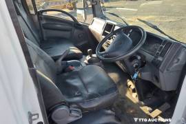 Isuzu, 4x2 Drive, Chassis Cab Truck, Used, 2015