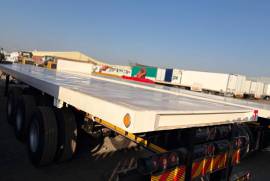 Paramount, Flatdeck, Tri-Axle Trailer, Used, 2002