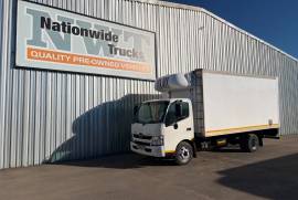 Hino, 300, 4 Ton, Refrigerated Truck, Used, 2017
