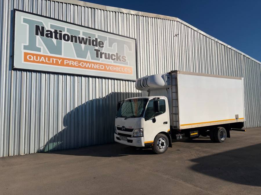 Hino, 300, 4 Ton, Refrigerated Truck, Used, 2017