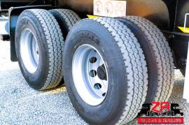 Henred, FRUEHAUF SUPERLINK FLAT DECK TRAILER [#52930], Flat Deck Trailer, Used, 2018