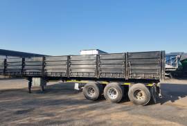 Henred, Tri Axle, Dropside Trailer, Used, 2023