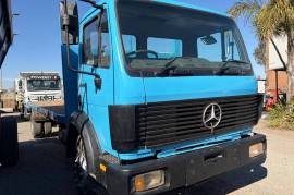 Mercedes Benz, 17-17 Econoliner, 4x2 Drive, Flat Deck Truck, Used, 1989