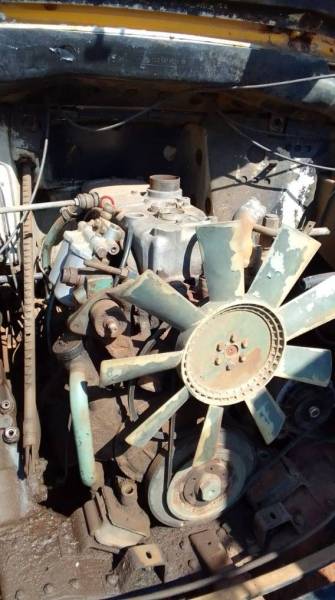 Truck Parts, ADE, 352 non turbo, Engine, Used
