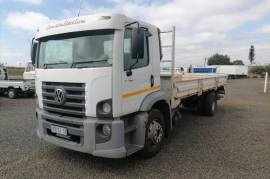 VW, 13- 180 Constellation, 4x2 Drive, Dropside Truck, Used, 2007