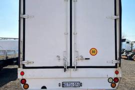 UD, 90 , 4x2 Drive, Tautliner Truck, Used, 2012