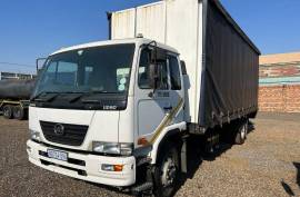 UD, 90 , 4x2 Drive, Tautliner Truck, Used, 2012