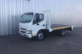 Hino, 300 614 , 4x2 Drive, Flat Deck Truck, Used, 2016