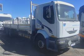 Renault, 270dc  , 6x2 Drive, Dropside Truck, Used, 2012