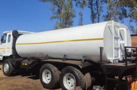 Nissan, CW 46, 4x2 Drive, Water Tanker Truck, Used, 1997