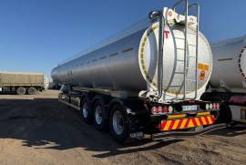Henred, 50000L, Fuel Tanker , Used, 2016