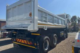 Powerstar, 40-35 16 Cube, 8x4 Drive, Tipper Truck, Used, 2010