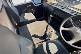 Powerstar, 40-35 16 Cube, 8x4 Drive, Tipper Truck, Used, 2010