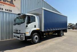 Isuzu, FTR850, 8 Ton, Tautliner Truck, Used, 2015