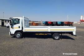 Isuzu, FRR600, 4x2 Drive, Dropside Truck, Used, 2017