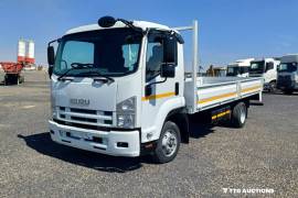 Isuzu, FRR600, 4x2 Drive, Dropside Truck, Used, 2017