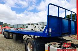 Paramount, TRI-AXLE FLAT DECK TRAILER [#52682], Flat Deck Trailer, Used, 2013