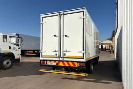 Isuzu, NQR500, 5 Ton, Refrigerated Truck, Used, 2014