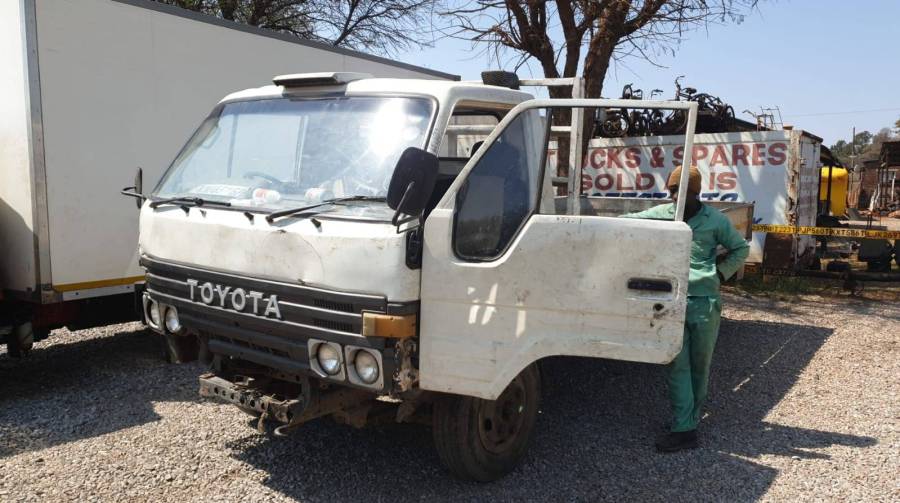 Truck Parts, Toyota, Dyna Dropside Truck , Stripping for Parts, Used