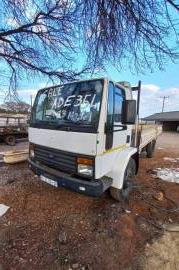 Ford, Cargo 1112, 4x2 Drive, Dropside Truck, Used, 1983