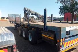 Henred, FRUEHAUF 3 AXLE CRANE TRAILER, Crane Trailer, Used, 2005