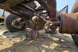 Truck Parts, Isuzu, Rockwell 163E (1/538 ratio), Hubs / Wheels, Used, 2001