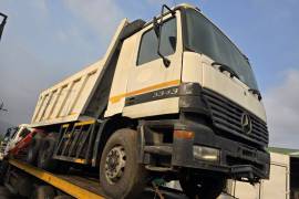 Truck Parts, Mercedes-Benz, 3331 V6, Stripping for Parts, Tipper Body, Used, 2003