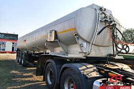 Tank Clinic, TRI-AXLE FUEL TANKER [#52370], Diesel Trailer, Used, 2003