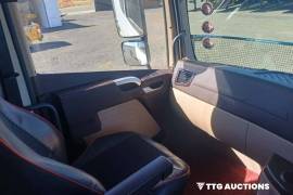 FAW, 6x4 Drive, Truck Tractor, Used, 2025
