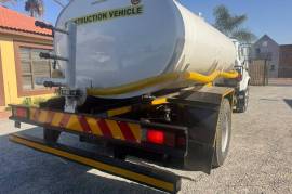 Toyota, DA 13-135 RB 6000l, 4x2 Drive, Water Tanker Truck, Used, 2002