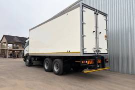Nissan, CDE330 Quester, 6x2 Drive, Refrigerated Truck, Used, 2017