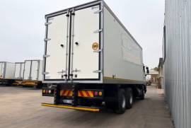 Nissan, CDE330 Quester, 6x2 Drive, Refrigerated Truck, Used, 2017