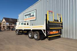Hino, 500, 6x2 Drive, Dropside Truck, Used, 2017