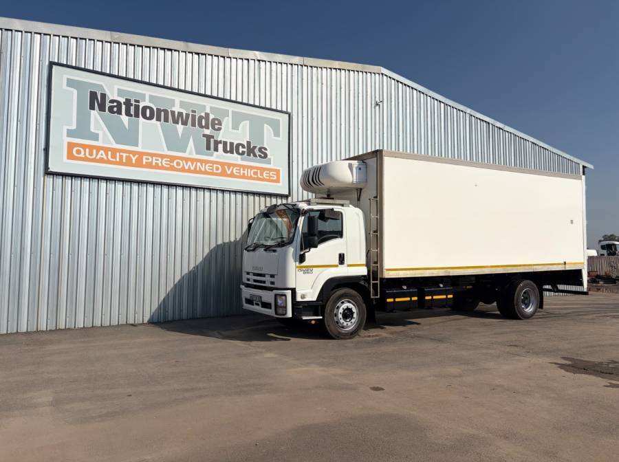 Isuzu, FTR850, 8 Ton, Refrigerated Truck, Used, 2015