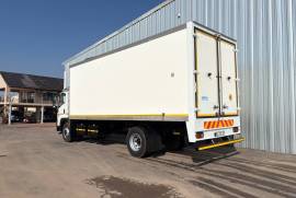 Isuzu, FTR850, 8 Ton, Refrigerated Truck, Used, 2015