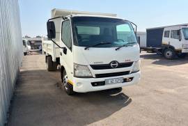 Hino, 300 814, 4x2 Drive, Dropside Truck, Used, 2014