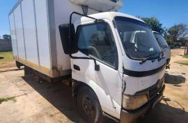 Truck Parts, Toyota, Hino 300 Truck , Stripping for Parts, Used