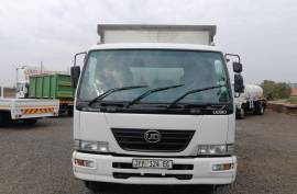 UD, 80 , 4x2 Drive, Tautliner Truck, Used, 2015