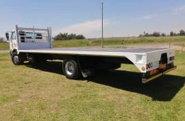 UD, 80 , 4x2 Drive, Flat Deck Truck, Used, 2014