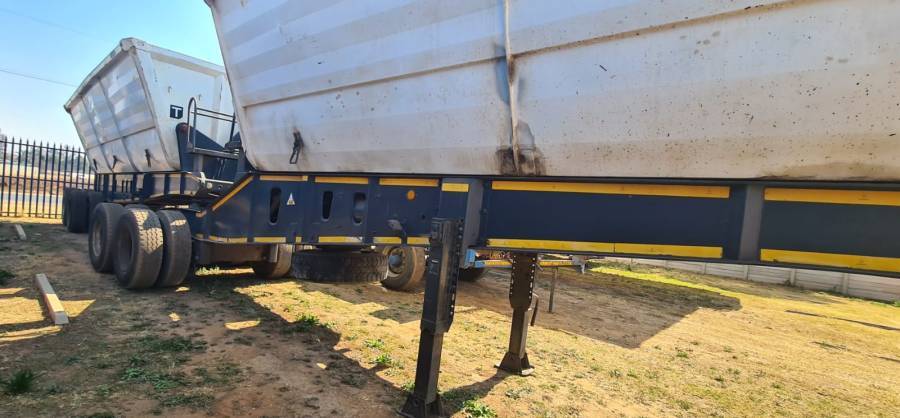 Top Trailer, Side Tipper Link Trailer, Used