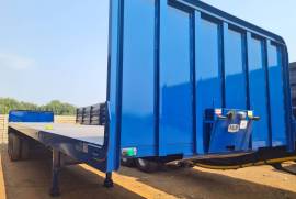 M & P Bodies, Flat Deck Trailer, Used, 2018