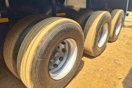 M & P Bodies, Flat Deck Trailer, Used, 2018