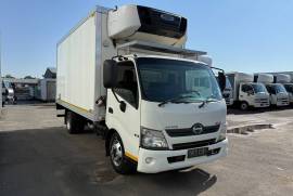 Hino, 300 815, 4 Ton, Refrigerated Truck, Used, 2017