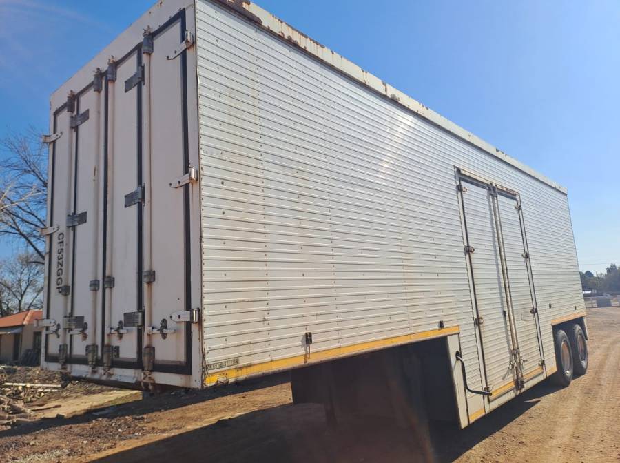 Knight Bodies, Box Body, Used, 2012