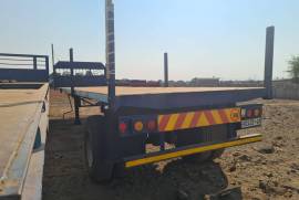 Henred, Flat Deck Trailer, Used, 1958