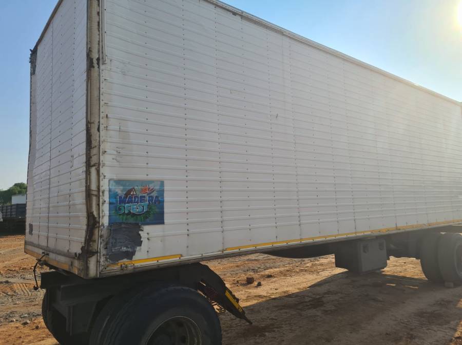 Paramount, Drawbar Trailer, Used, 2017