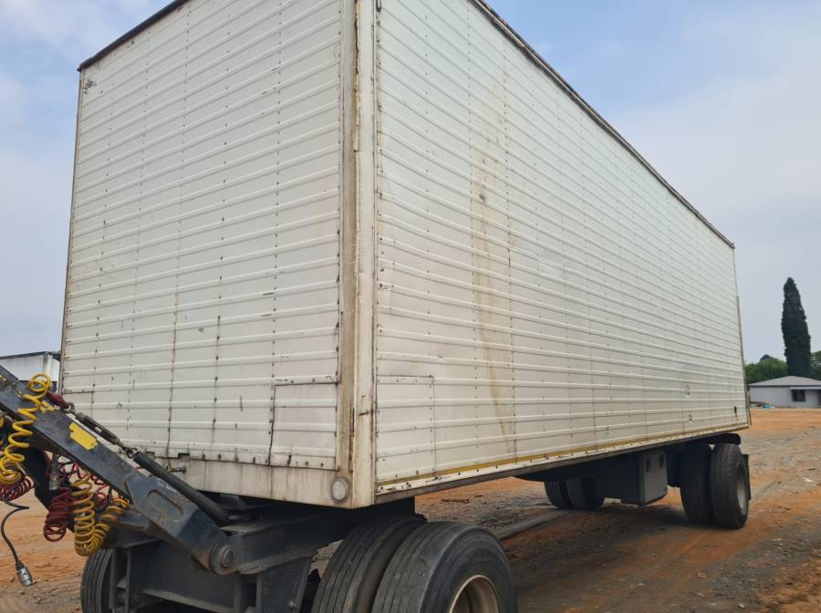 Paramount, Drawbar Trailer, Used, 2017