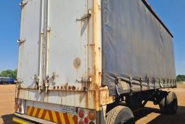 Hartland, Tautliner Trailer, Used, 1984