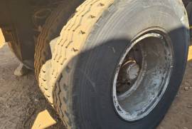 Hartland, Tautliner Trailer, Used, 1984